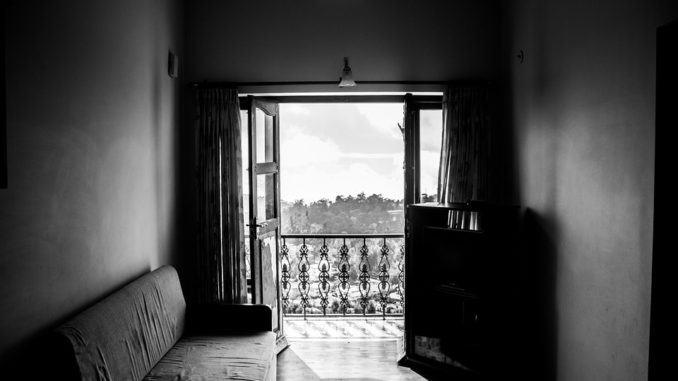 room-984076_960_720